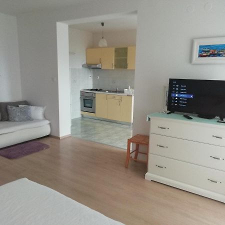 Feel Good Apartment Banjol Eksteriør bilde